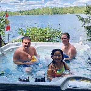 Meet your Posher, Donna